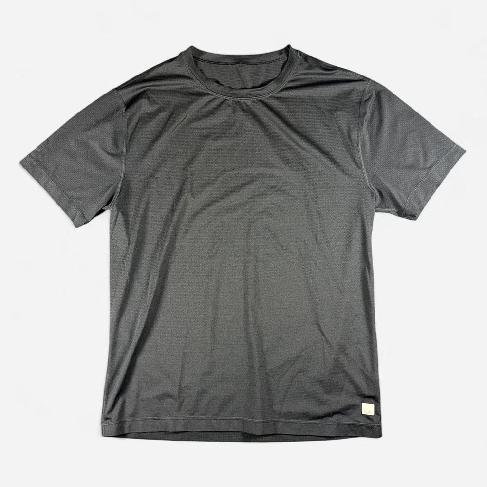 Vuori Men's Black Tradewind Performance Tee 2.0 Running Active Shirt Size M